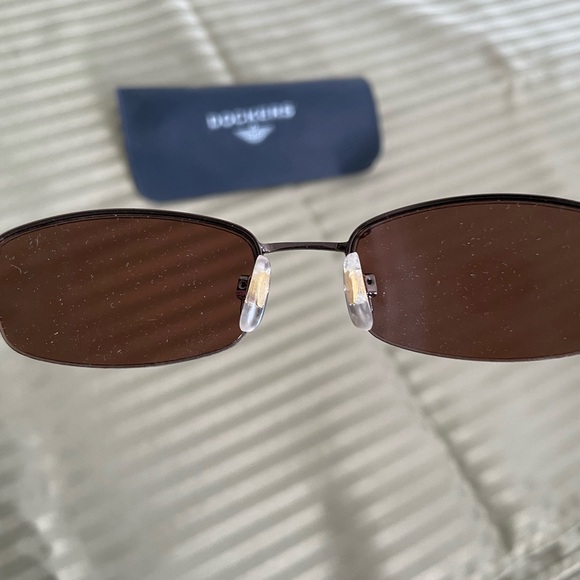 Dockers Women’s  Sunglasses in Dark Brown & Vexx Optics Sunglasses - Picture 5 of 10